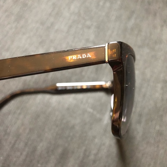 Prada Sunglasses - Picture 5 of 8